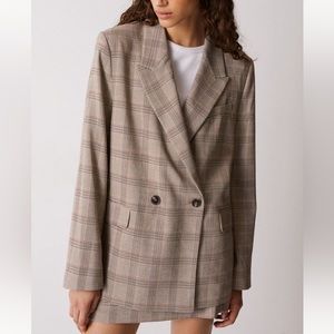 NEW H&M oversized plaid blazer
